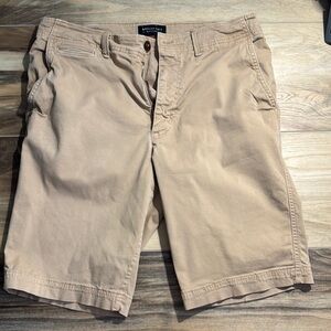 American Eagle Men’s Khaki Shorts Size 34 – Long Length, Extreme Flex